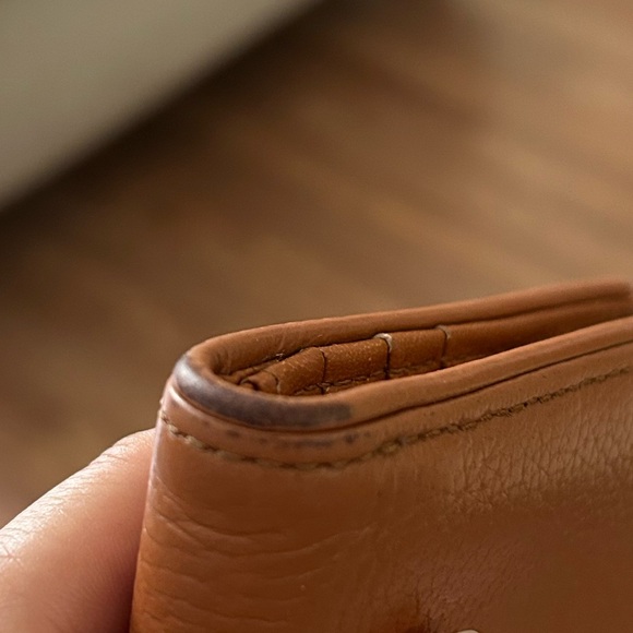 Kate Spade Trifold Wallet - Picture 4 of 4